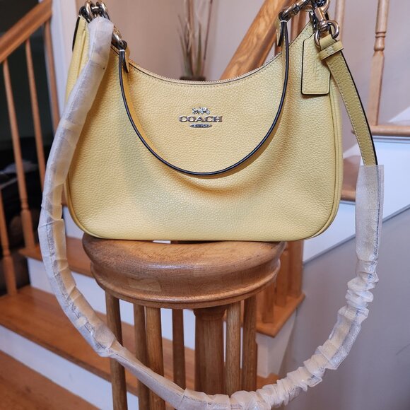 Teri Hobo Bag - Picture 6 of 12